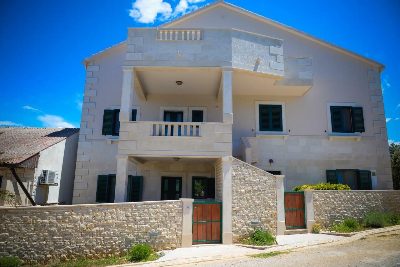 Apartment Markioli Povlja  Exterior foto